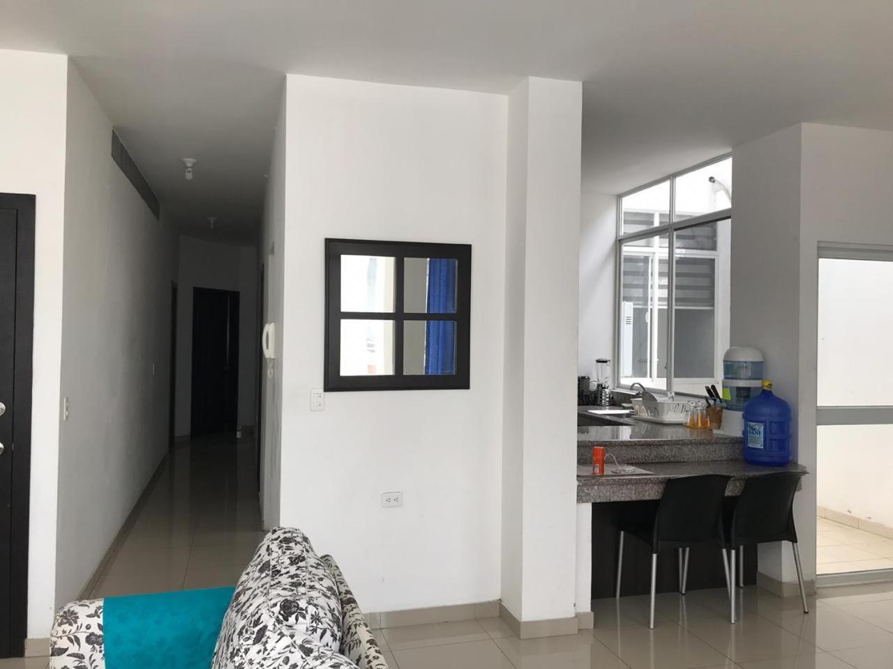 Departamento En El Centro De Manta Apartment Ngoại thất bức ảnh