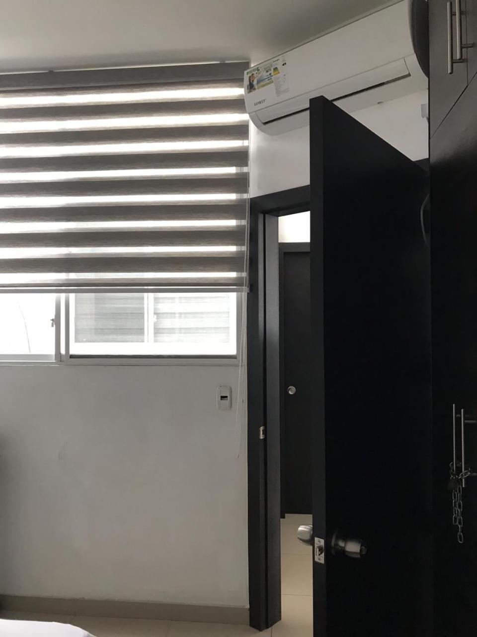 Departamento En El Centro De Manta Apartment Ngoại thất bức ảnh