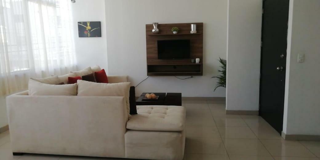 Departamento En El Centro De Manta Apartment Ngoại thất bức ảnh