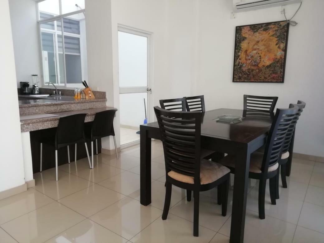 Departamento En El Centro De Manta Apartment Ngoại thất bức ảnh
